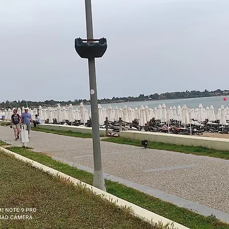 Seaside Apertmant City Centre شقة